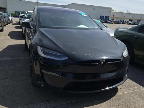 Used 2022 Tesla Model X Plaid image 5