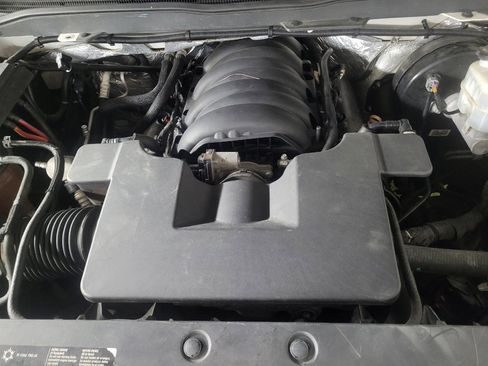 Used 2015 Chevrolet Silverado 1500 LTZ Z71 w/ LTZ Plus Package AWD/4WD image 30