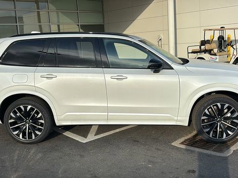 New 2026 Volvo XC90 B6 Ultra w/ Protection Package Premier AWD/4WD image 30