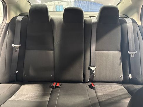 Used 2025 Nissan Sentra SV FWD image 32