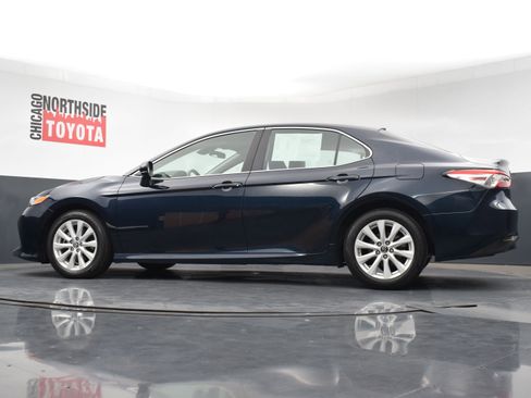 Used 2019 Toyota Camry LE image 25