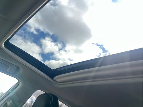 Used 2014 Toyota RAV4 XLE AWD/4WD image 10