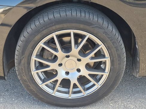 Used 2017 Nissan Sentra S FWD image 19