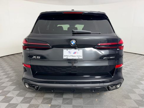 New 2026 BMW X5 xDrive40i w/ M Sport Package AWD/4WD image 4