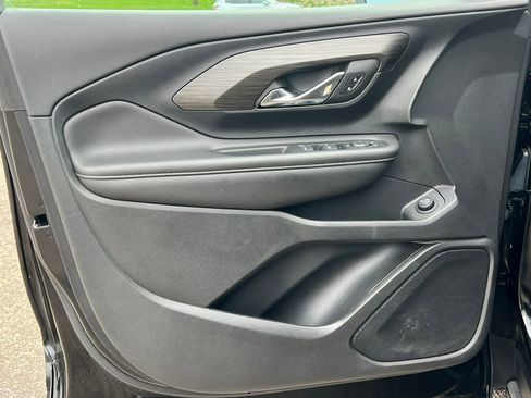 Certified 2023 GMC Terrain SLE w/ Driver Convenience Package AWD/4WD image 17