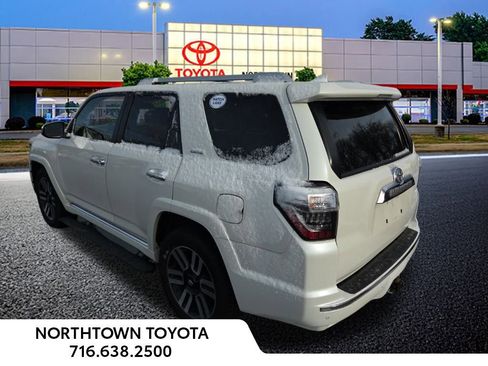 Used 2016 Toyota 4Runner Limited image 8