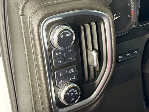 Used 2023 GMC Sierra 3500 Denali w/ Denali Ultimate Package image 10