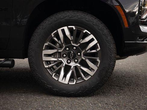 New 2026 Chevrolet Tahoe Z71 w/ Z71 Off-Road Package image 11