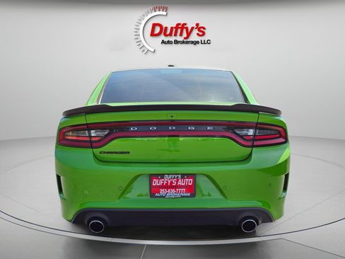 Used 2017 Dodge Charger R/T w/ Quick Order Package 21Y RWD image 16