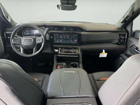 Used 2026 GMC Sierra 2500 AT4 w/ AT4 Premium Plus Package AWD/4WD image 15