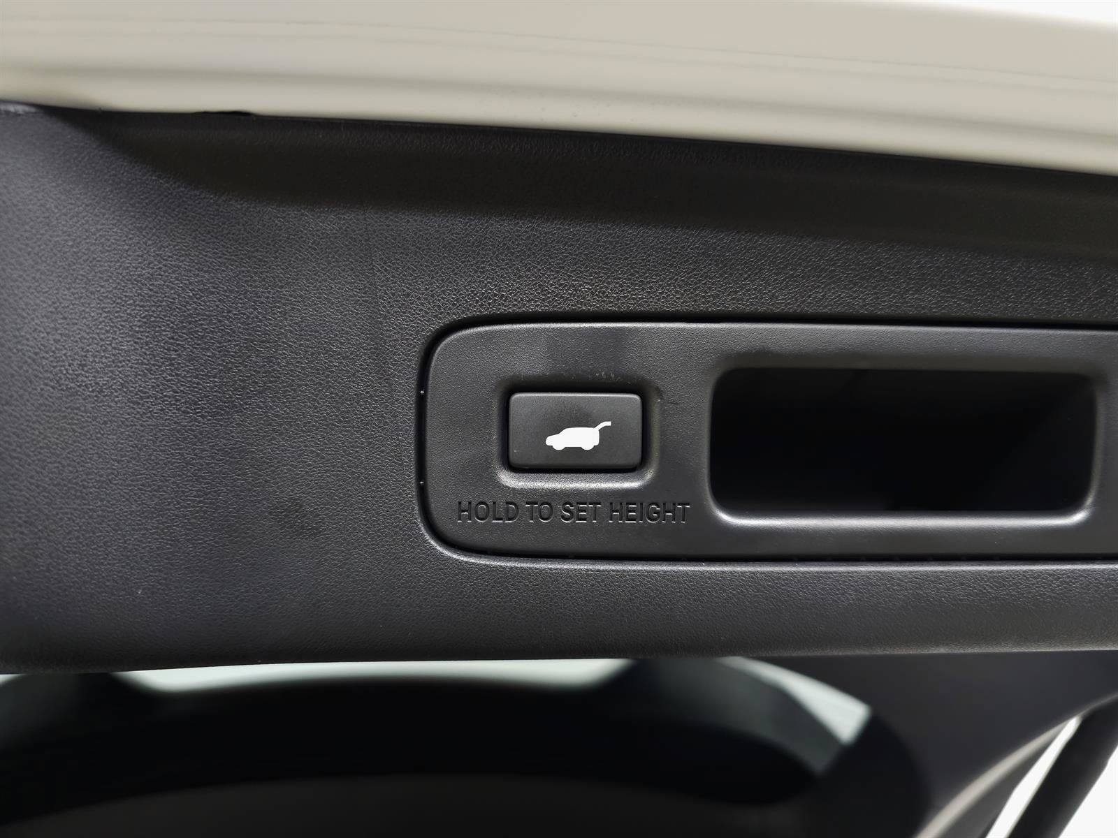 Used 2025 Acura ADX A-Spec FWD image 8