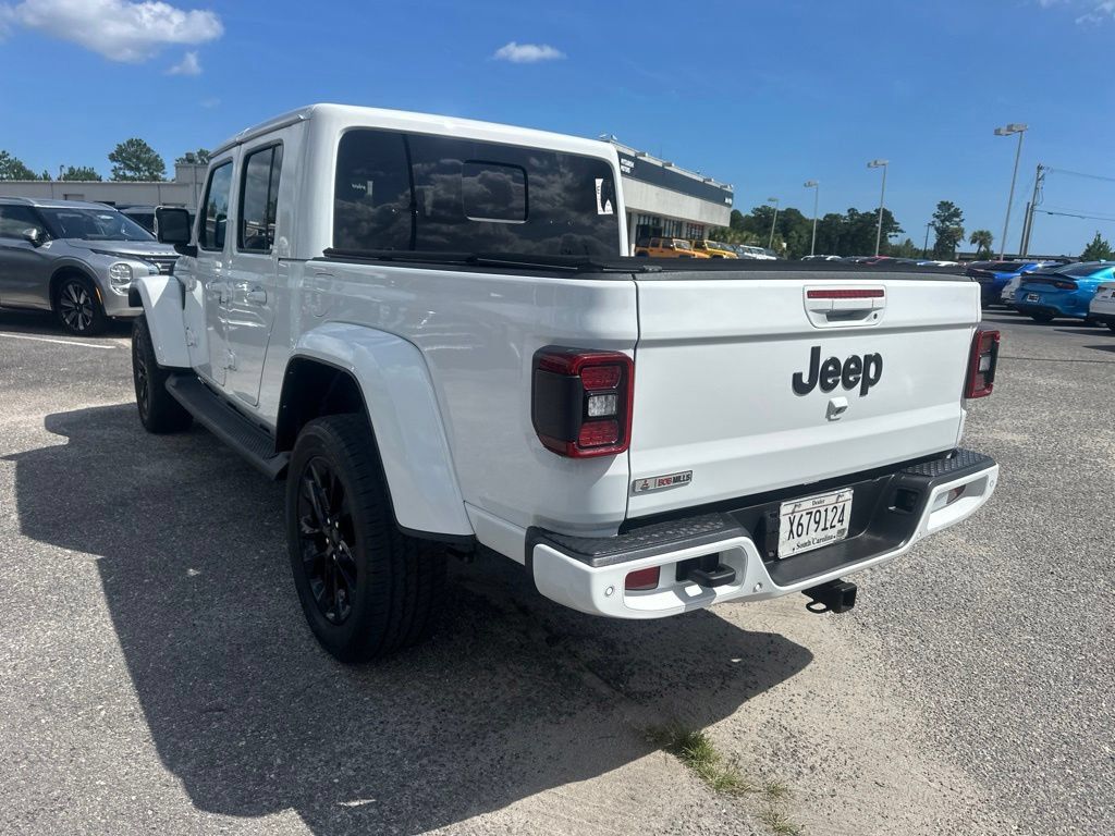 Used 2022 Jeep Gladiator Overland AWD/4WD image 5