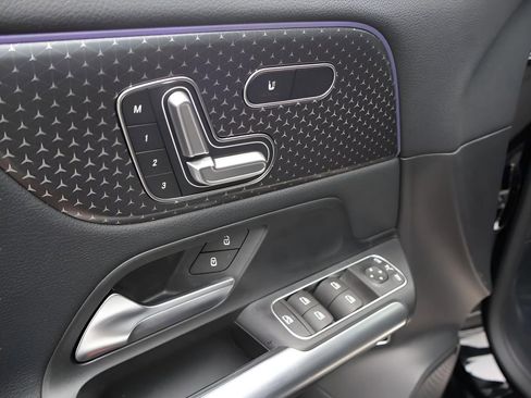 Certified 2025 Mercedes-Benz GLA 250 GLA 250 image 47