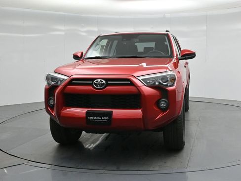 Used 2024 Toyota 4Runner SR5 image 51