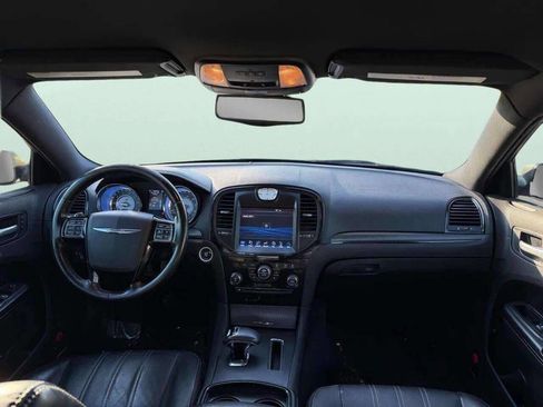 Used 2012 Chrysler 300 S w/ Luxury Group image 19