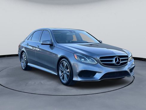 Used 2014 Mercedes-Benz E 350 Sedan image 3