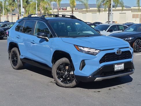 Used 2025 Toyota RAV4 XSE w/ Weather Package AWD/4WD image 2