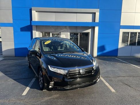 Used 2024 Honda Odyssey EX-L image 3