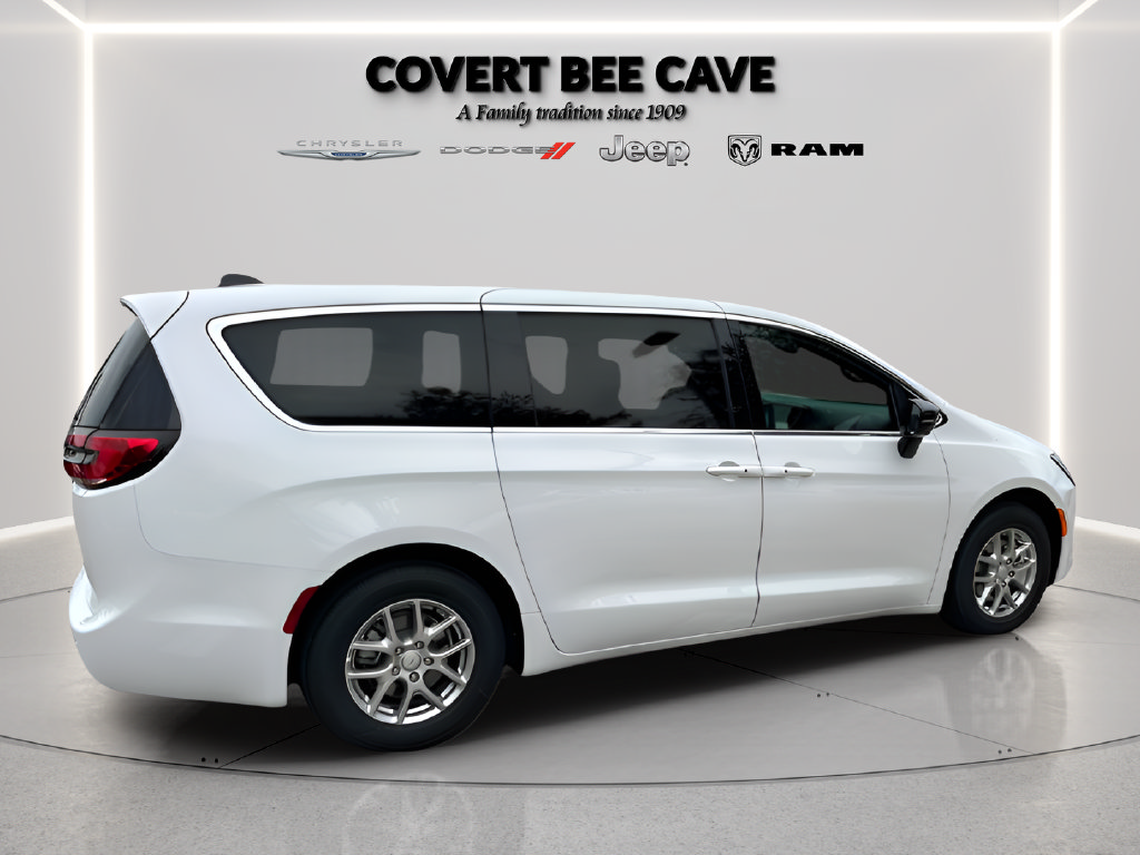 New 2027 Chrysler Pacifica Select FWD image 15