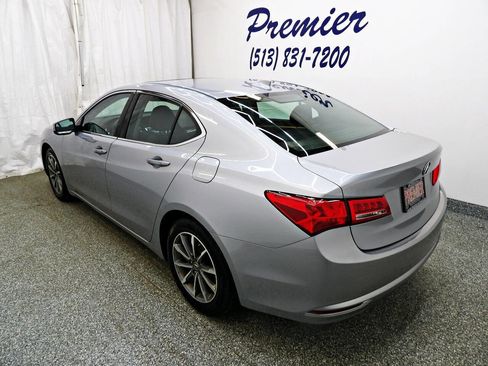 Used 2018 Acura TLX w/ Technology Package image 4