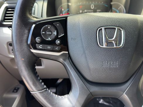 Used 2020 Honda Pilot Touring image 21