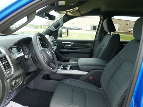 New 2026 RAM 1500 4x4 Crew Cab image 16