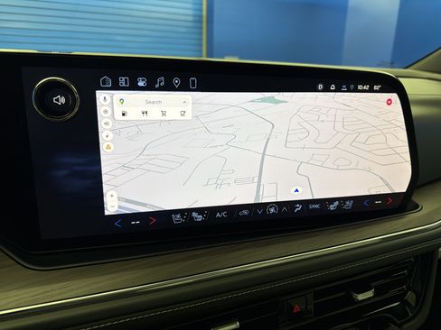 Used 2026 Chevrolet Tahoe Premier image 21