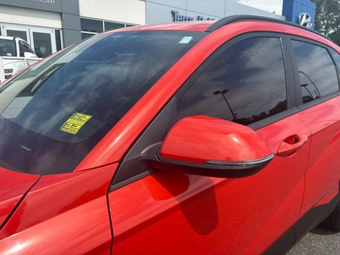 Used 2024 Hyundai Kona SEL FWD image 18
