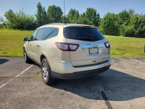 Used 2015 Chevrolet Traverse LT w/ Traveler's Package FWD image 6