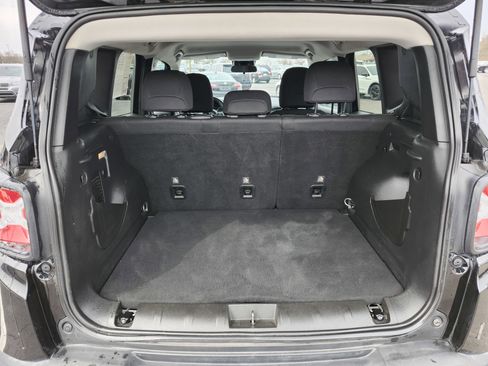 Used 2020 Jeep Renegade Latitude image 19