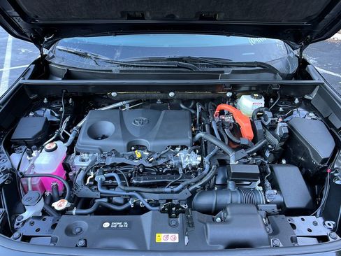 New 2025 Toyota RAV4 LE image 22