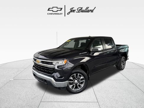 Used 2024 Chevrolet Silverado 1500 LT AWD/4WD image 1