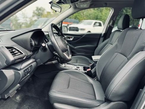 Used 2022 Subaru Forester Premium image 17