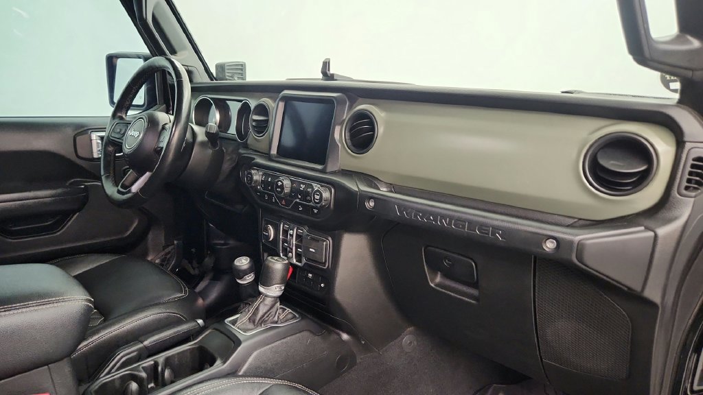 Used 2021 Jeep Wrangler Unlimited Sport AWD/4WD image 24