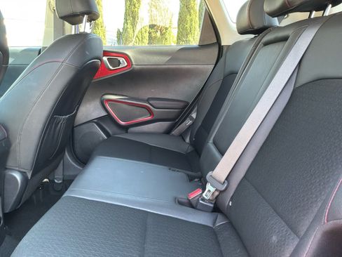 Used 2023 Kia Soul GT-Line w/ GT-Line Technology Package FWD image 20
