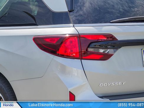 New 2026 Honda Odyssey EX-L image 10