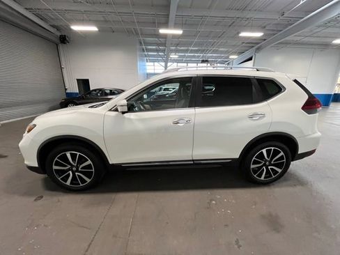 Used 2019 Nissan Rogue SL w/ Premium Package AWD/4WD image 6