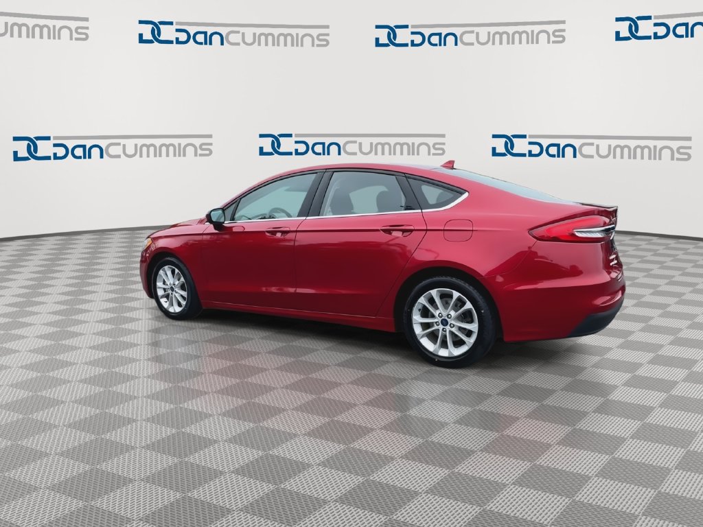 Used 2020 Ford Fusion SE FWD image 6