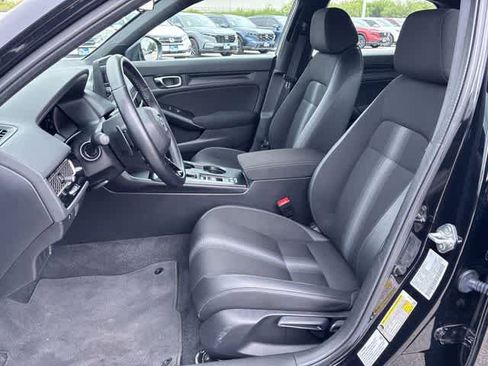 Certified 2025 Honda Civic Sport image 17