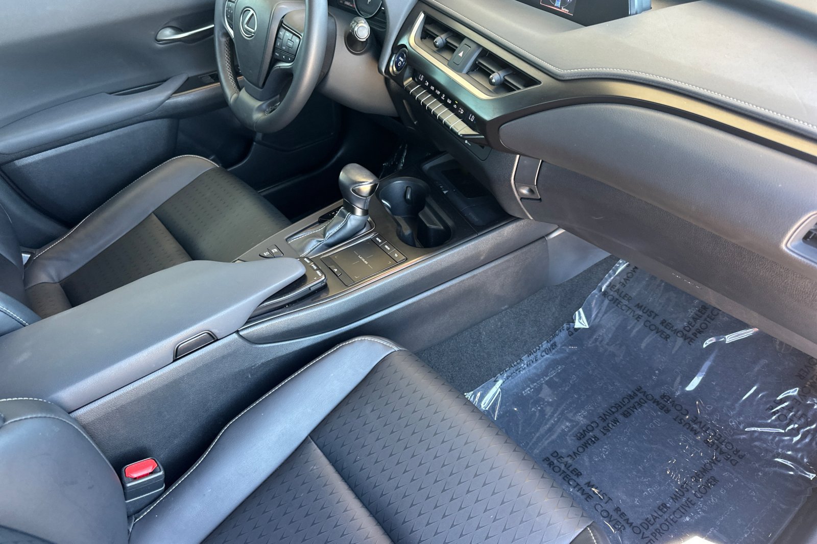Used 2020 Lexus UX 250h w/ Accessory Package 2 AWD/4WD image 19