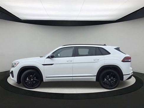 New 2026 Volkswagen Atlas Cross Sport SEL R-Line image 4