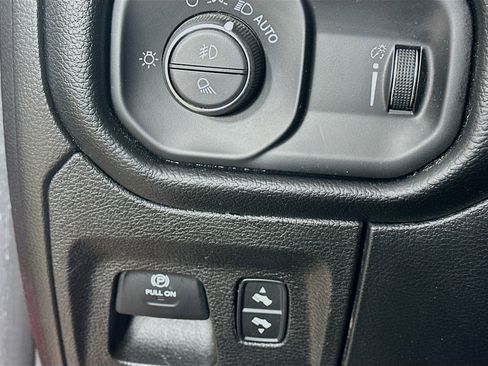 Used 2020 RAM 1500 Big Horn image 11