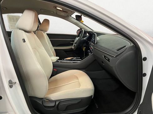 Certified 2023 Hyundai Sonata SE FWD image 15
