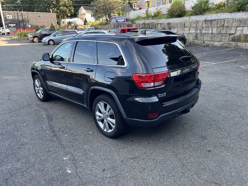 Used 2012 Jeep Grand Cherokee Laredo AWD/4WD image 5