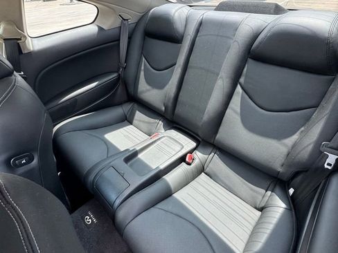 Used 2015 INFINITI Q60 Sport RWD image 22