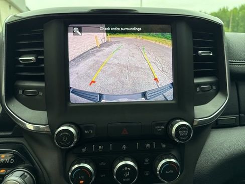 Used 2020 RAM 1500 Laramie w/ Sport Appearance Package AWD/4WD image 16