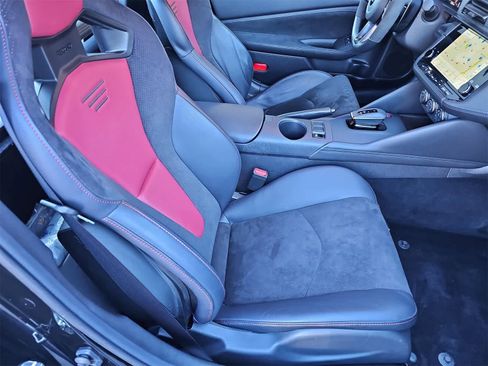 Used 2024 Nissan Z NISMO w/ Floor Mat Package image 16