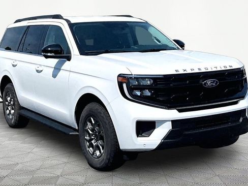 New 2026 Ford Expedition Active RWD image 1