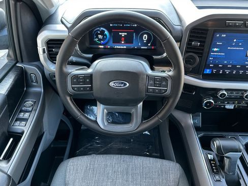 Used 2023 Ford F150 Lightning XLT image 15