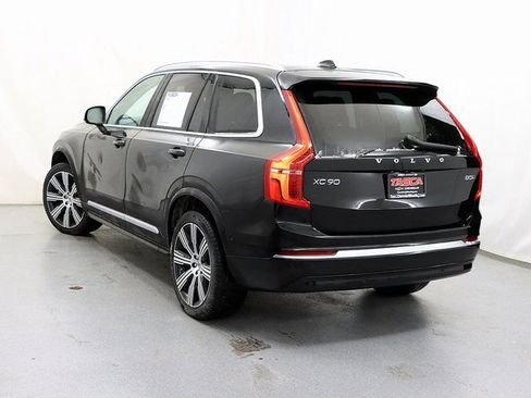 Used 2024 Volvo XC90 B5 Plus image 8